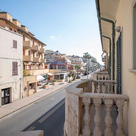 Trilocale A Due Passi Dal Centro E Dal Mare Apartment San Vincenzo Luaran gambar